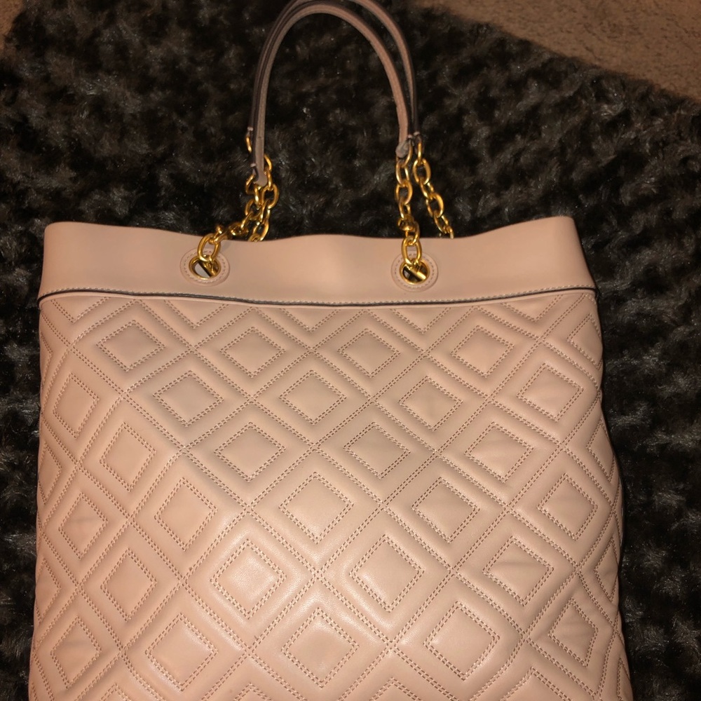 Tory Burch Pink Quilted Leather Tote with Gold Hardware - Picture 4 of 7